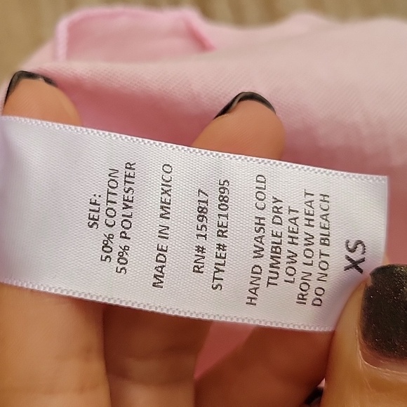 Altar'd State XSmall Baby Pink Cropped Tee - Picture 5 of 6